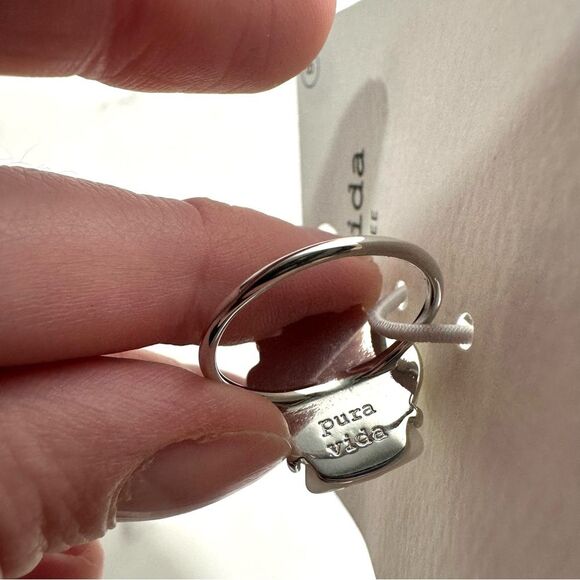 Pura Vida White Grande Shell Ring NWT Size 8 Beach Vacation Coastal Chic - Picture 7 of 10